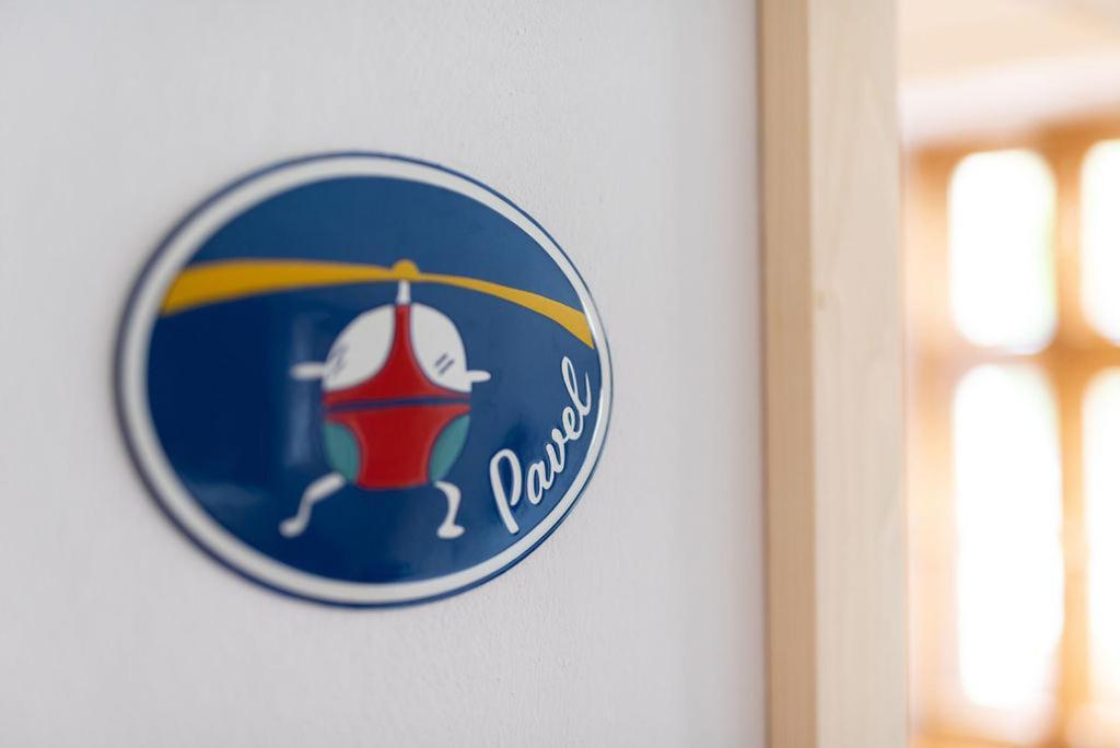Dum Pratel Pavlova Hotel Buitenkant foto