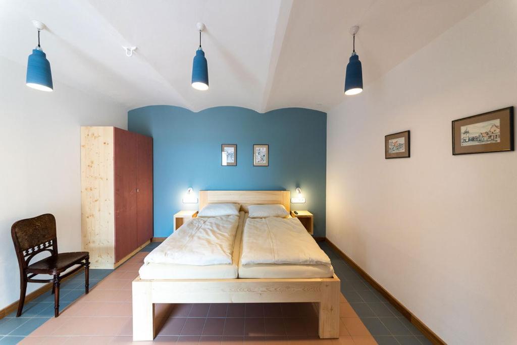 Dum Pratel Pavlova Hotel Buitenkant foto